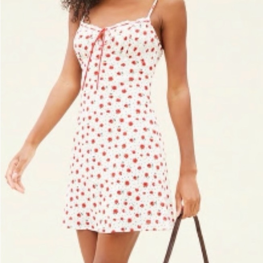 Beverly & Beck Eliza Floral Tie Front Mini Dress 
Size m